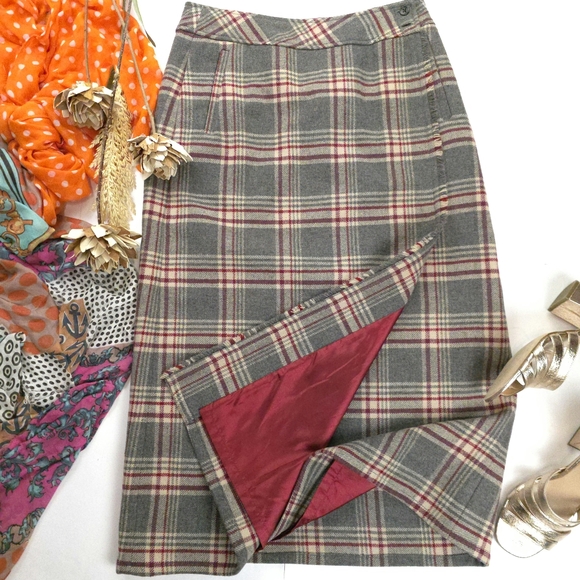 Eddie Bauer Wool Plaid Gray and Red Wrap Women's Skirt Sz 6p - Picture 1 of 12